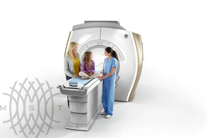 Магнитно-резонансный томограф GE Optima MR360